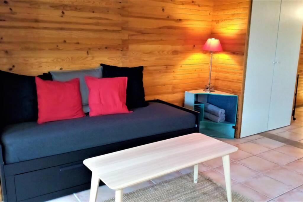Studio 32M2 - Dans Propriete Avec Vue Imprenable Sur Le Lac Du Salagou Liausson Exterior photo